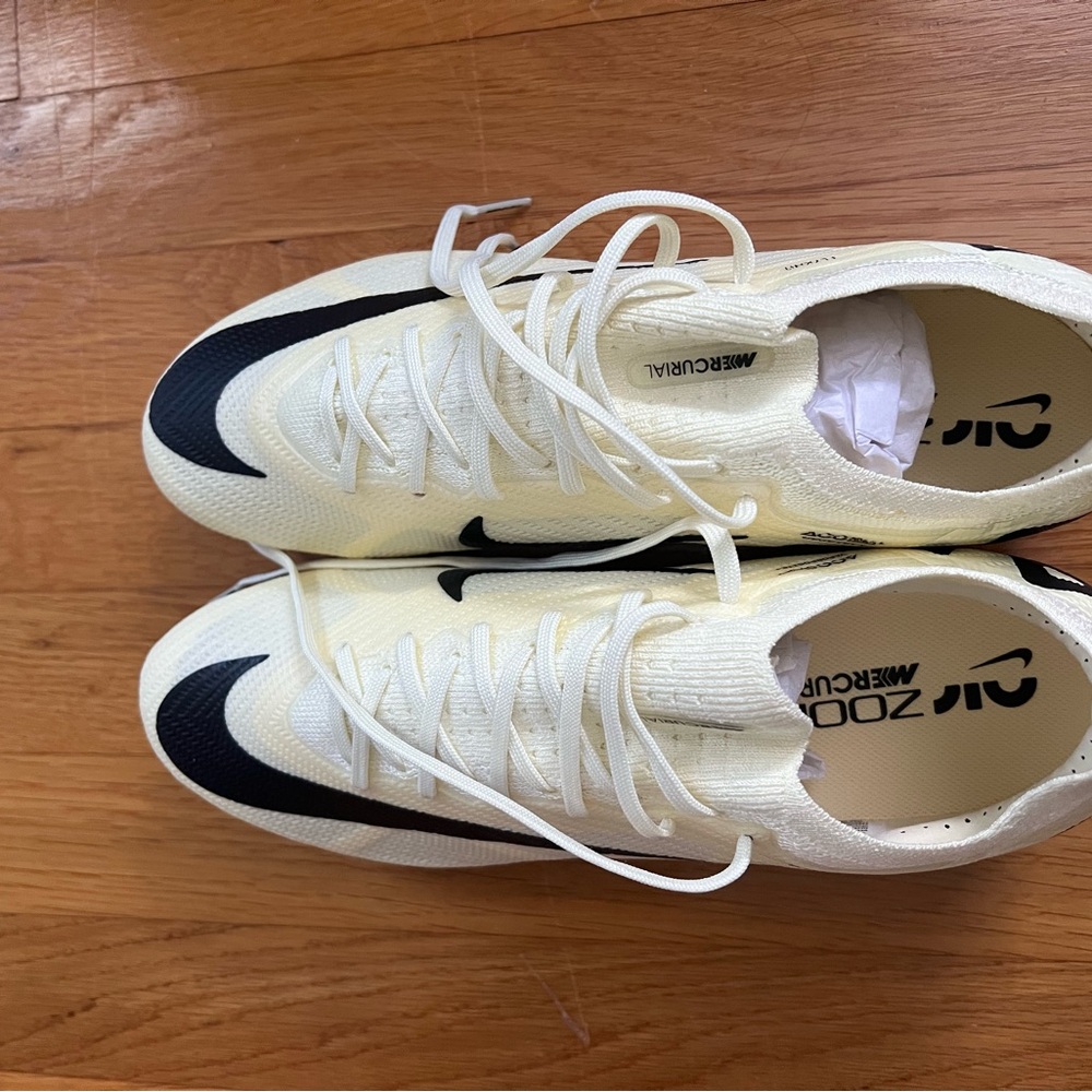 Nike Cream and Black Soccer Cleats